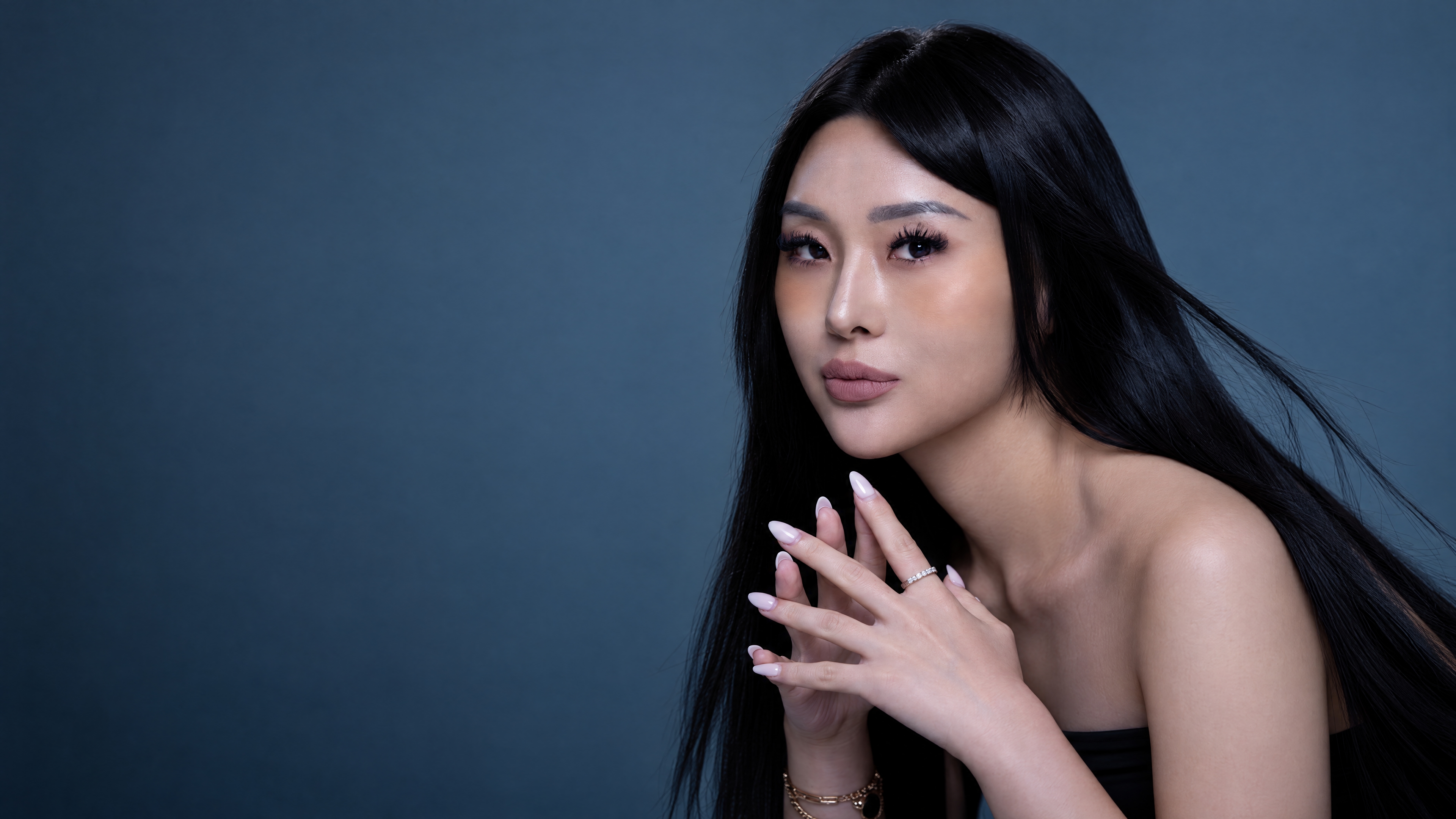 Daoun Dana Jung, mezzo-soprano, photographed in an opera house
